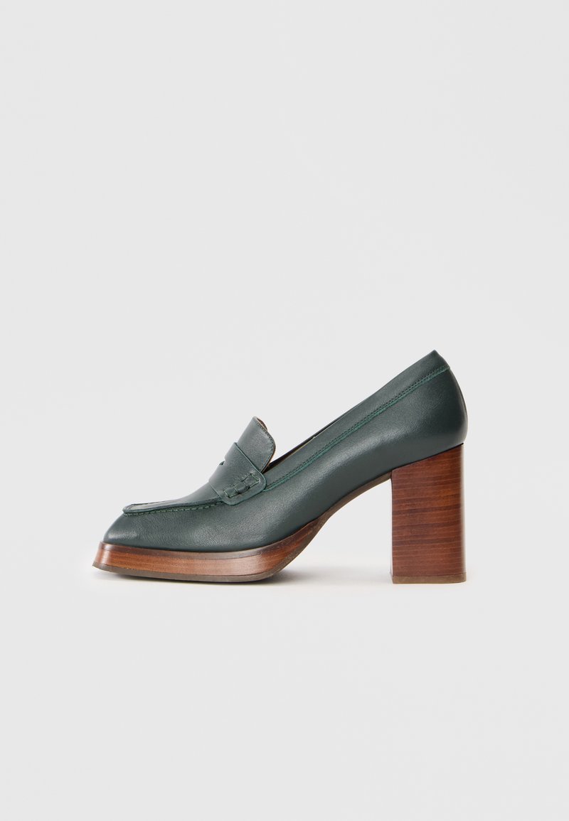 ALOHAS Plateaupumps donkergroen