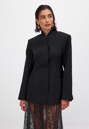 NA-KD SCULPTED - Bleiseri - black