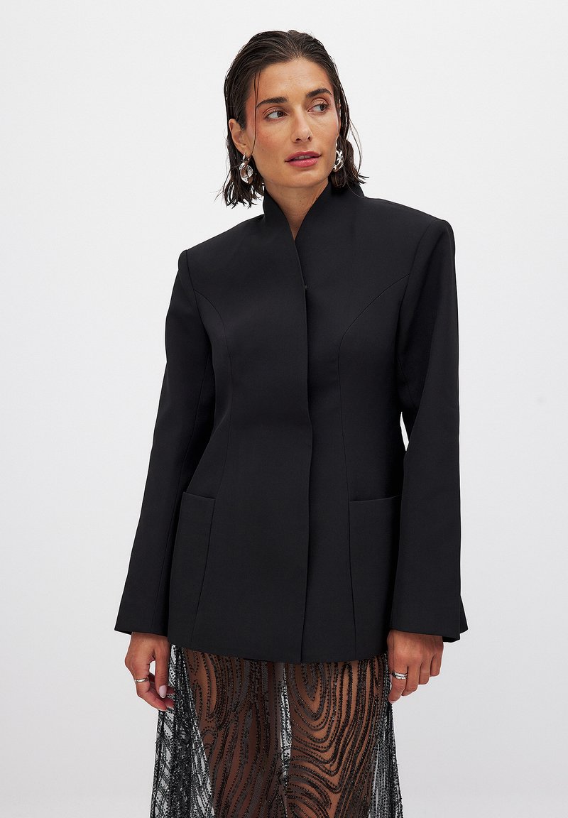 NA-KD SCULPTED - Bleiseri - black