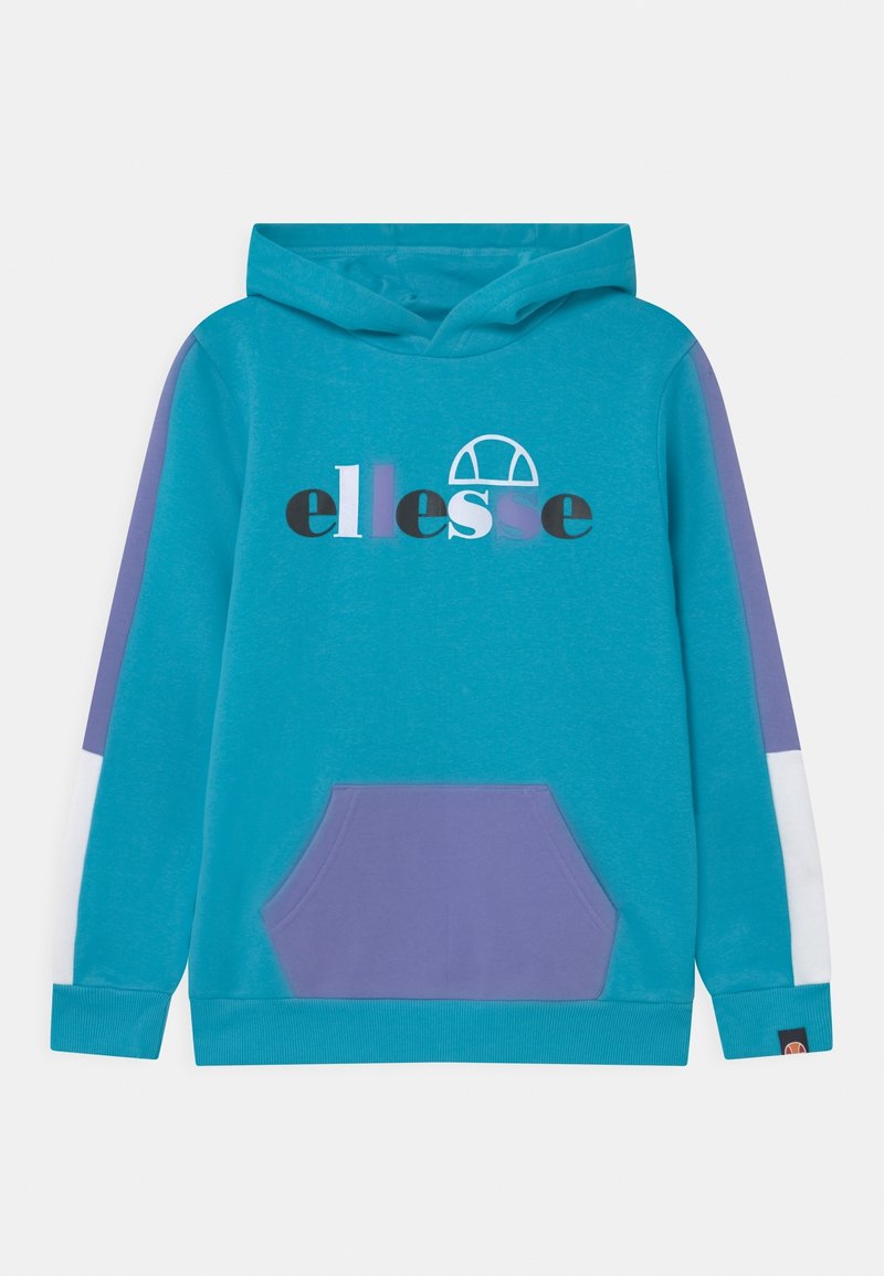 Turkusowa bluza z kapturem z dużym czarno-fioletowym logo "ellesse". Posiada kieszeń z przodu, fioletowe akcenty na rękawach oraz sznurki do regulacji kaptura.