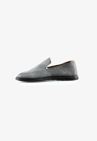 Non sélectionné, smoky gray