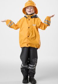 Unselected, mustard yellow charcoal