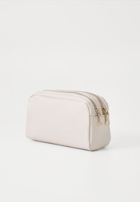 Guess DOUBLE ZIP - Trousse - cream