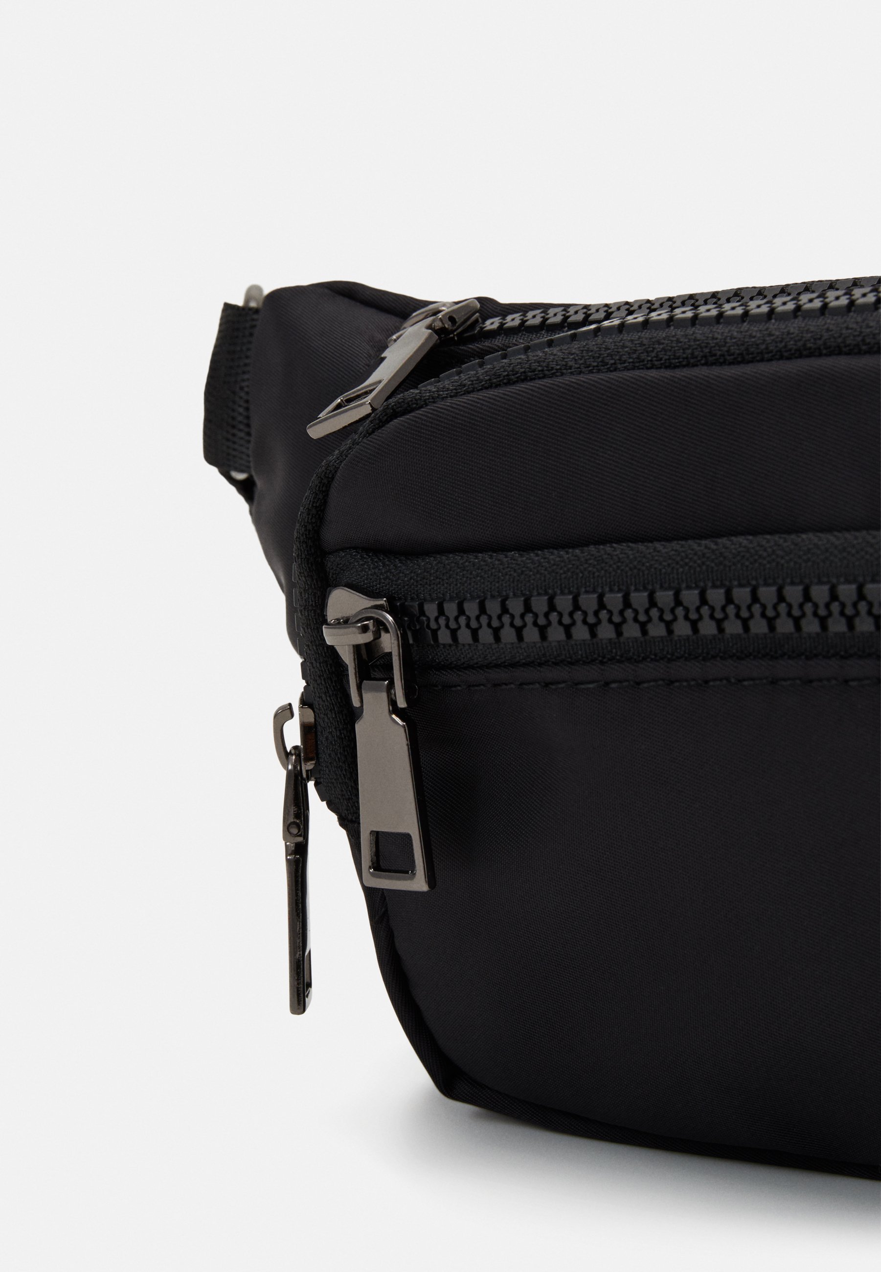 black bum bag new look
