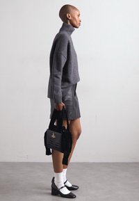 Vivienne Westwood DONNA HANDBAG - Handtasche - black