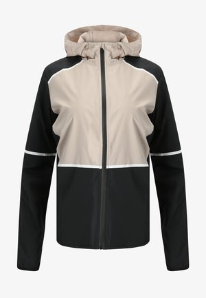 Vandafvisende jakke i sort og beige. Har hætte, lynlåslukning foran og reflekterende detaljer. Glat tekstur med kontrasterende paneler.