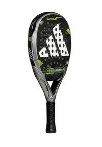 Paddle racket met een zwarte composiet oppervlak, gele accenten, perforaties en een gestructureerde zwarte grip. Heeft een gladde, ronde paddlevorm.