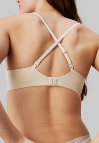 Calvin Klein Underwear LIFT DEMI SEDUCTIVE COMFORT - Push-up bra - bone white