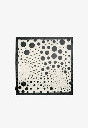 Baltas stačiakampis šalikas su juodu kraštu, dekoruotas raštu, kuriame išmėtytos įvairaus dydžio juodos apvalios dėmės.