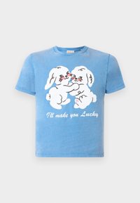 LUCKY CHARM UNISEX - Camiseta estampada - light blue
