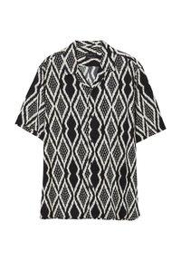 Chemise à manches courtes avec boutons, en noir et blanc, dotée d'un motif en losange ; fabriquée en tissu léger avec une coupe décontractée et un col.