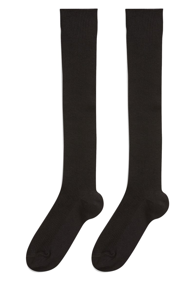 Schwarze, knielange Socken mit einer gerippten Textur, ausgestattet mit verstärktem Zehen- und Fersenbereich für Langlebigkeit. Glatte Oberfläche ohne Muster oder Akzente.