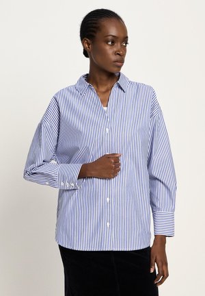 STREIFEN - Hemdbluse - blue/off white