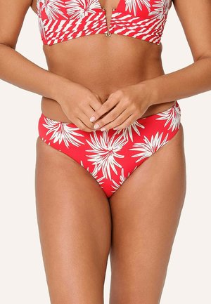 Roter Bikini mit weißen Blumenmustern, einem V-förmigen Oberteil mit vorderem Verschluss und hochgeschnittenen Hosen. Der Stoff hat eine glatte Textur.