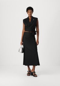 Bruuns Bazaar BILL MAIAN SKIRT - Pieštukinis sijonas - black