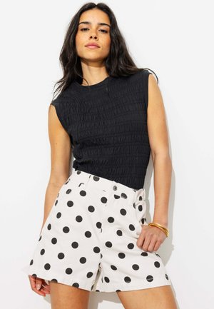 Promod, SHORT À POIS - Short - imprimé noir