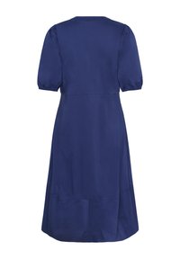 Tamsiai mėlyna suknelė su lygiu paviršiumi, trumpomis pūkuotomis rankovėmis, apvaliu kaklu ir praplatinta siluetu. Savybė - siūlų detalė juosmens srityje.