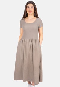 Kurzärmliges Kleid mit Rundhalsausschnitt aus weichem, strukturiertem Stoff; der obere Teil ist tailliert und der Rock ist luftig mit Taschen; hellbeige Farbe.