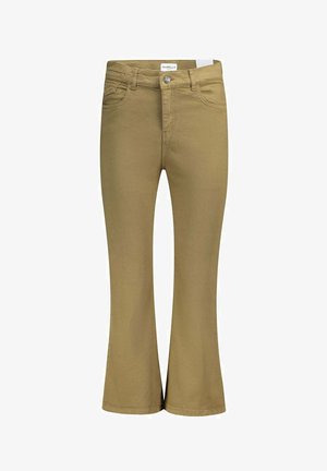 Pantalons évasés en vert kaki avec une finition lisse et texturée. Dispose de cinq poches et d'une fermeture à bouton à l'avant. Fabriqués en tissu extensible.