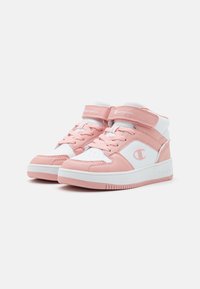 Champion RD18 UNISEX - Basketbalové boty - pink/white