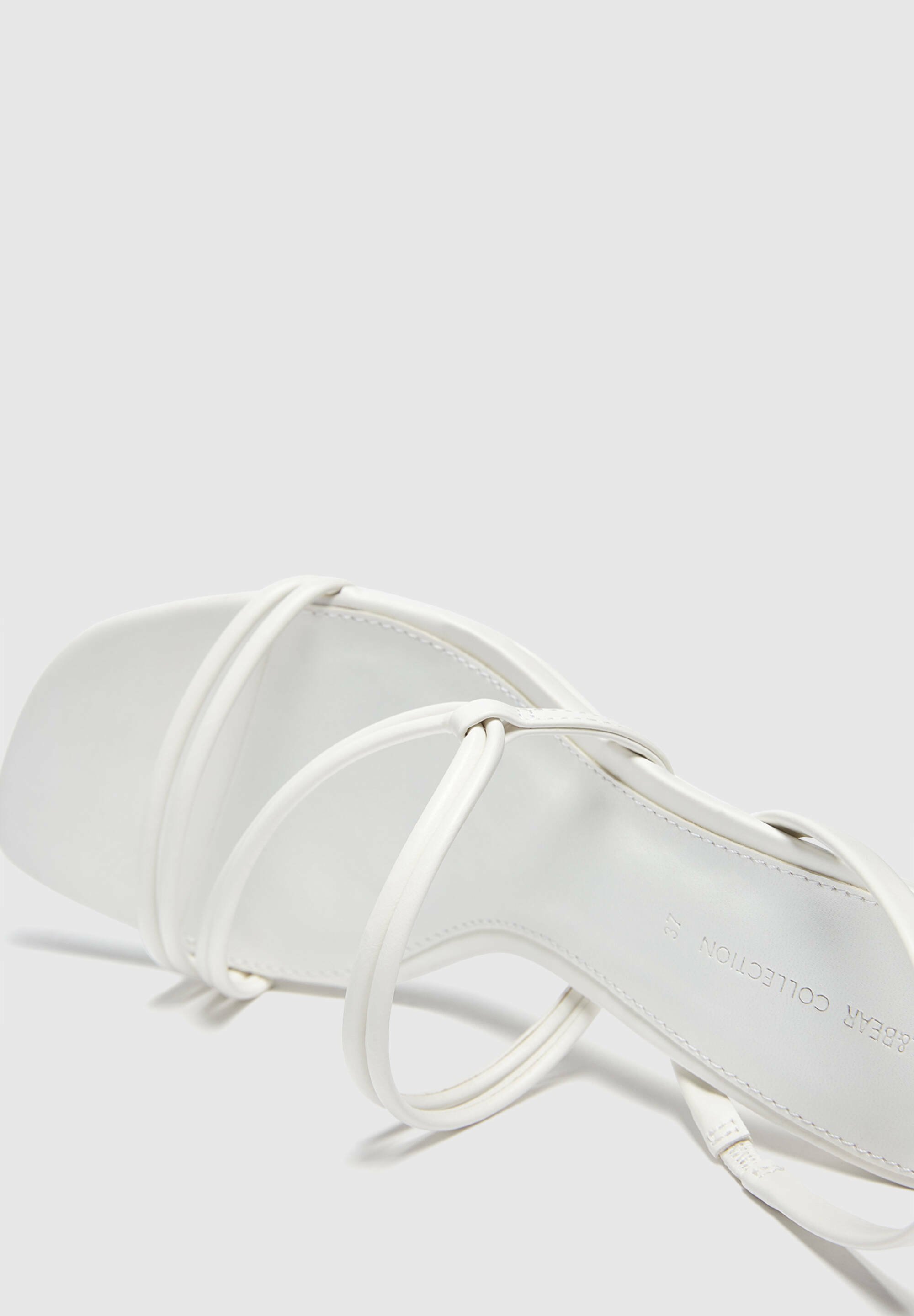PULL\u0026BEAR Sandalen - off white/crème - Zalando.nl