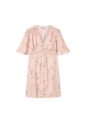 Vaaleanpunainen kukkakuvioinen mekko, jossa on V-kaula-aukko, liehuvat hihat, röyhelöreunus ja napillinen etukappale.