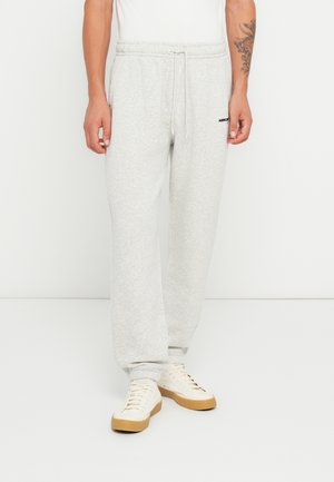MIXED FONT RELAXED CINCH - Verryttelyhousut - grey