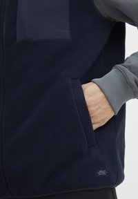 Blend BHSWEATSHIRT - Liemenė - dress blues