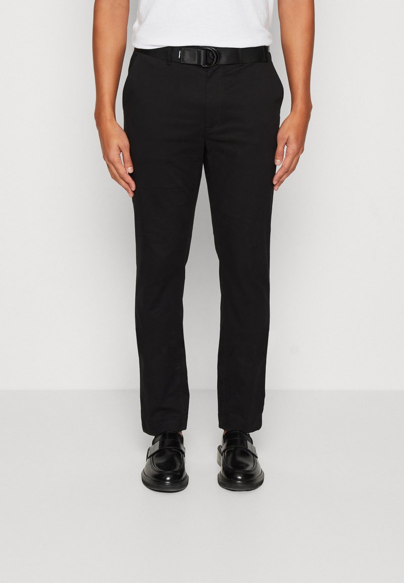 Calvin Klein - MODERN - Chino kalhoty - black, Zvětšit