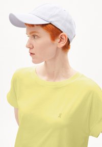 ARMEDANGELS IDAARA - T-Shirt basic - armedangels yellow light