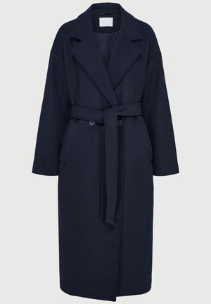 Tummansininen villatakki, jossa on vyöllinen vyötärö, leveät kaulukset ja kaksi etutaskua. Takissa on puolipitkä muotoilu ja sileä pinta.