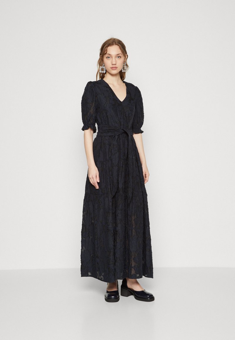 Selected Femme - SLFCATHI SADIE ANKLE DRESS - Společenské šaty - dark sapphire, Zvětšit