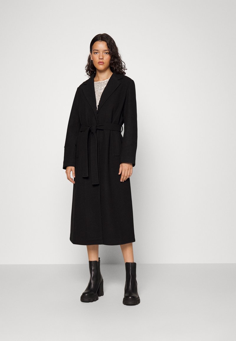 ONLY ONLEMMA LONG BELTED COAT - Klassischer Mantel - black/schwarz