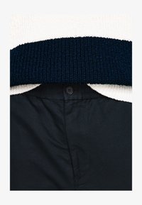 Sélectionné, dark blue