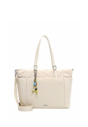 Borsa a tracolla color crema con manici lunghi, tracolla regolabile, tasca frontale e portachiavi con perline colorate.