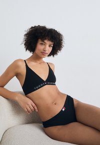 Tommy Hilfiger FLAG THONG 3 PACK - String - white/black/grey heather