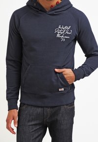 Petrol Industries Felpa con cappuccio - dark blue
