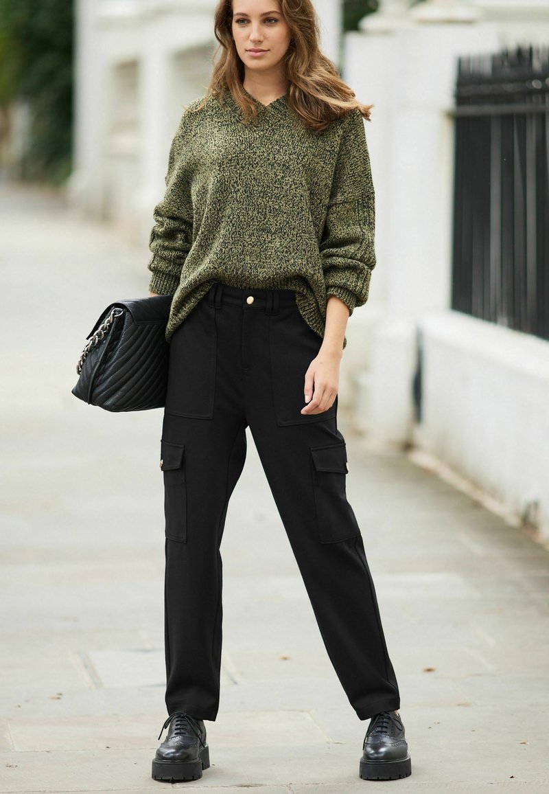 Effilé Pantalon Cargo Next En Noir | ABOUT YOU