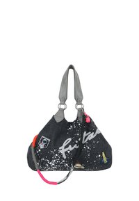 Borsa hobo in denim nero con manici in pelle grigia, vernice bianca schizzata e toppe a tema spaziale. Presenta un accento colorato con una tracolla intrecciata.