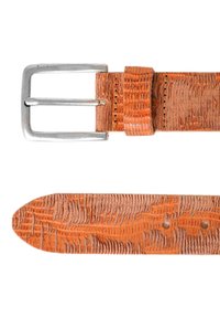 Läderbälte med en orange nyans, som har en texturerad, vågig yta. Inkluderar ett silverfärgat spänne och sydda läderdetaljer.