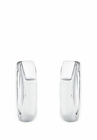 Silverhänge i ringform med en polerad yta, som har en rektangulär form och sömlös stängning. Slät textur och modern design.