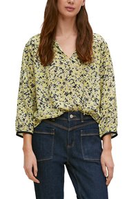 comma casual identity MIT AUSSCHNITT - Blouse - helles zitrone