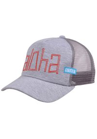 Cappello grigio con visiera curva, testo rosso "aloha" sul davanti e pannelli a rete grigi sul retro. Presenta un'etichetta blu "coastal" sul lato.