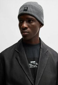 HUGO XOLA - Beanie - grey four