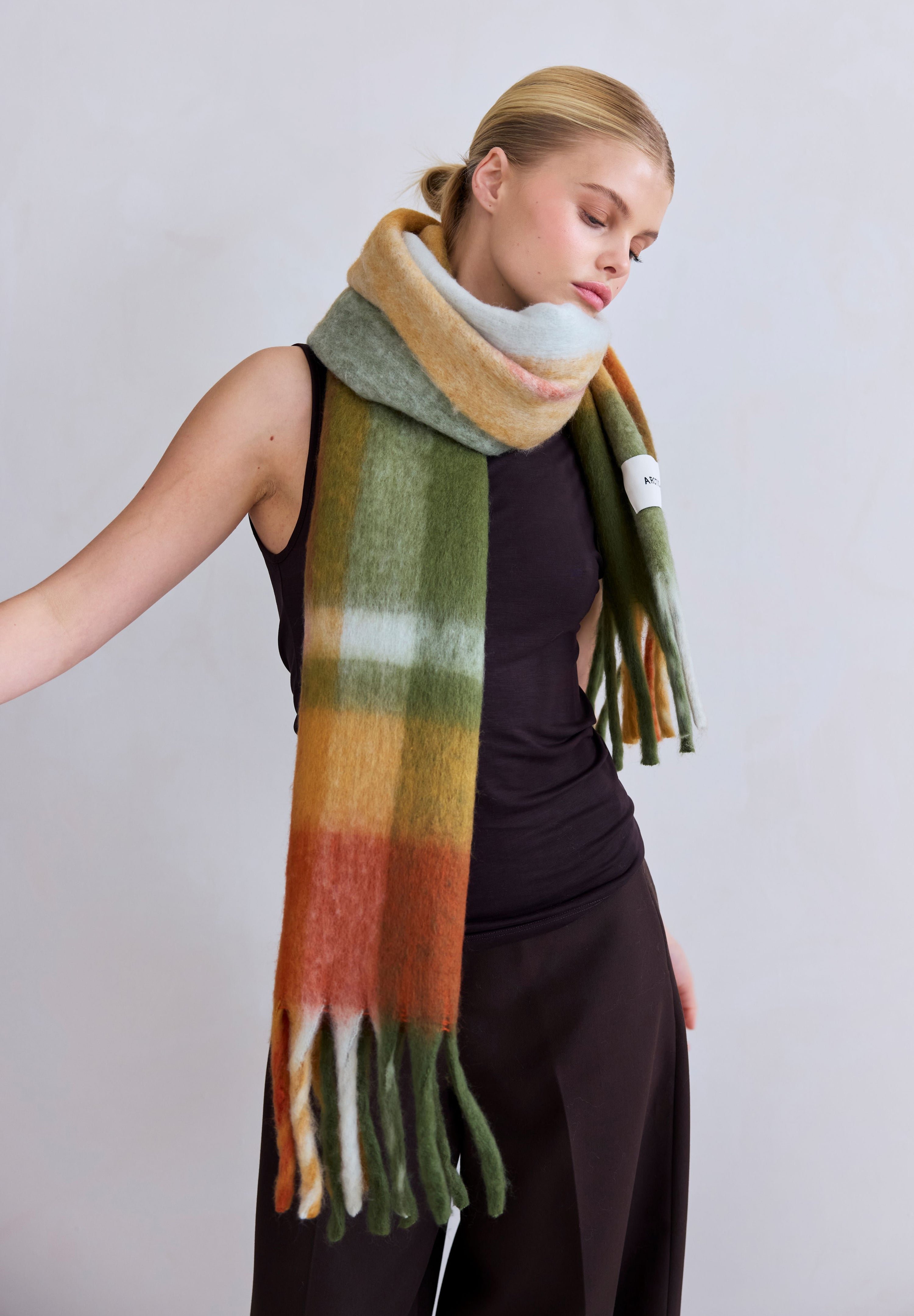 小物 SimplyComplicated SCARF ARCTIC FOX & CO. THE STOCKHOLM - Scarf - mossy spring/green - Zalando