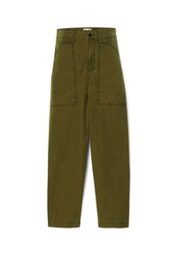 GARMENT DYE OXFORD FATIGUE - Vaqueros boyfriend - dark olive
