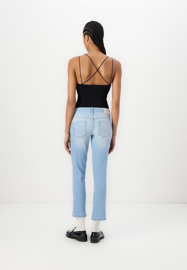 AUTHENTIC MONROE  - Slim fit jeans - blu beach4