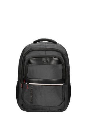 Zaino nero con più scomparti con zip, manico imbottito, tasche laterali in rete e scritta "FREE TIME" sulla tasca frontale.
