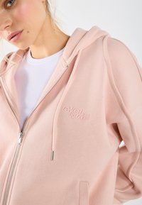 Even&Odd Felpa con zip - rose smoke