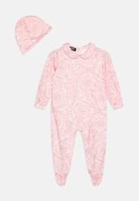 Unselected, pale pink